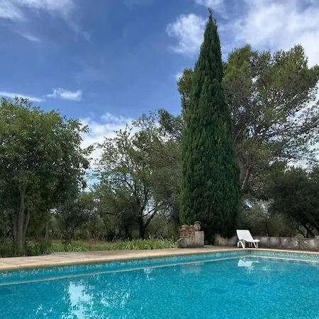 Au Mas Hebrard - 8 Personnes Nimes